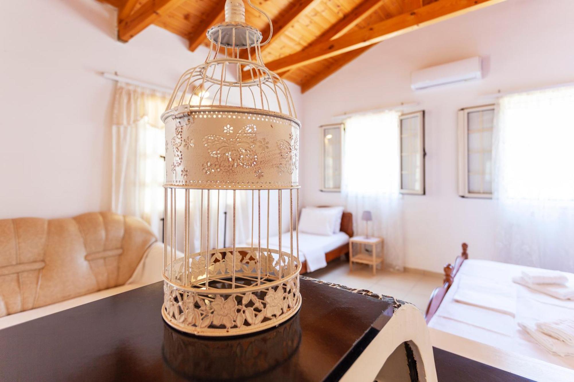 Retzos Rooms Himare Esterno foto